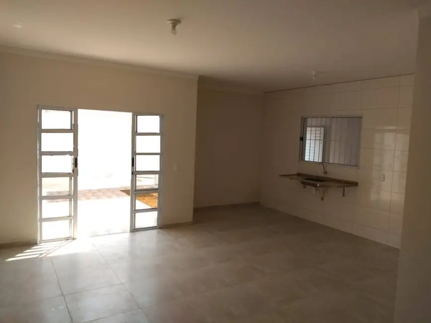 Casa com 3 quartos à venda, 85m2 em Jardim Marambaia, Jundiai - SP - imagem 2 Foto 2 de Casa com 3 quartos à venda, 85m2 em Jardim Marambaia, Jundiai - SP