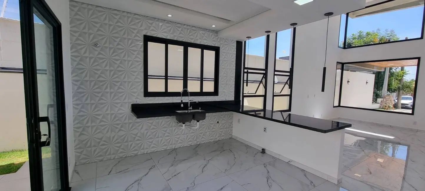 Casa de Condomínio com 3 quartos à venda, 155m2 em Itupeva - SP - imagem 4 Foto 4 de Casa de Condomínio com 3 quartos à venda, 155m2 em Itupeva - SP