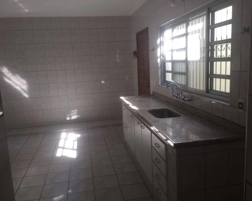 Foto 3 de Sala Comercial à venda, 200m2 em Anhangabaú, Jundiai - SP