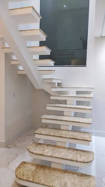 Sobrado com 3 quartos à venda, 164m2 em Jardim Vale Verde, Jundiai - SP - imagem 7 Foto 7 de Sobrado com 3 quartos à venda, 164m2 em Jardim Vale Verde, Jundiai - SP