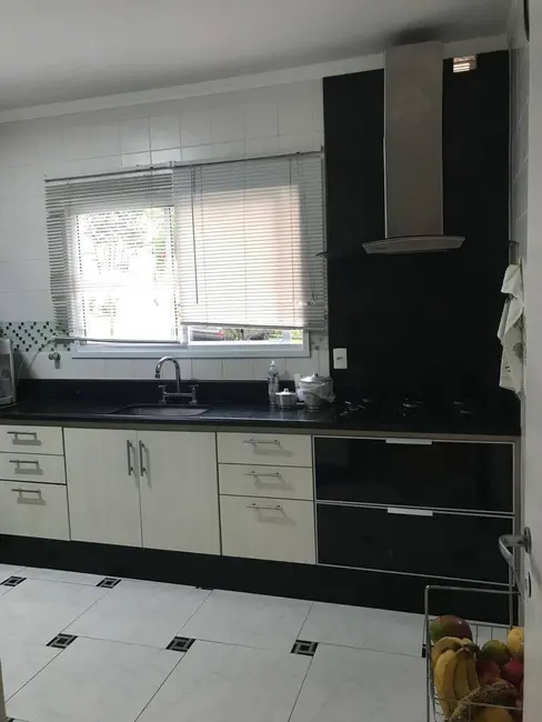 Casa de Condomínio com 3 quartos à venda, 94m2 em Jardim Tamoio, Jundiai - SP - imagem 4 Foto 4 de Casa de Condomínio com 3 quartos à venda, 94m2 em Jardim Tamoio, Jundiai - SP