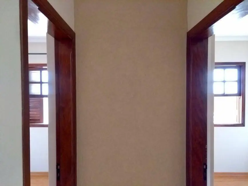 Foto 9 de Sobrado com 3 quartos à venda, 200m2 em Jardim Sarapiranga, Jundiai - SP