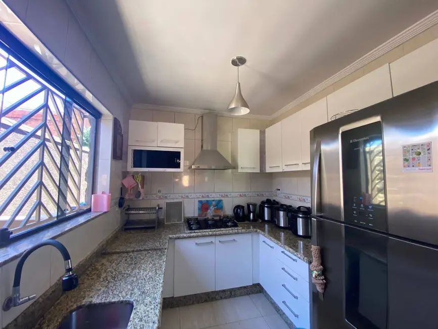 Foto 6 de Sobrado com 4 quartos à venda, 330m2 em Vila Aparecida, Jundiai - SP