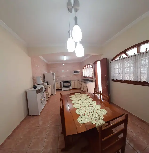 Sobrado com 3 quartos à venda, 211m2 em Itupeva - SP - imagem 3 Foto 3 de Sobrado com 3 quartos à venda, 211m2 em Itupeva - SP