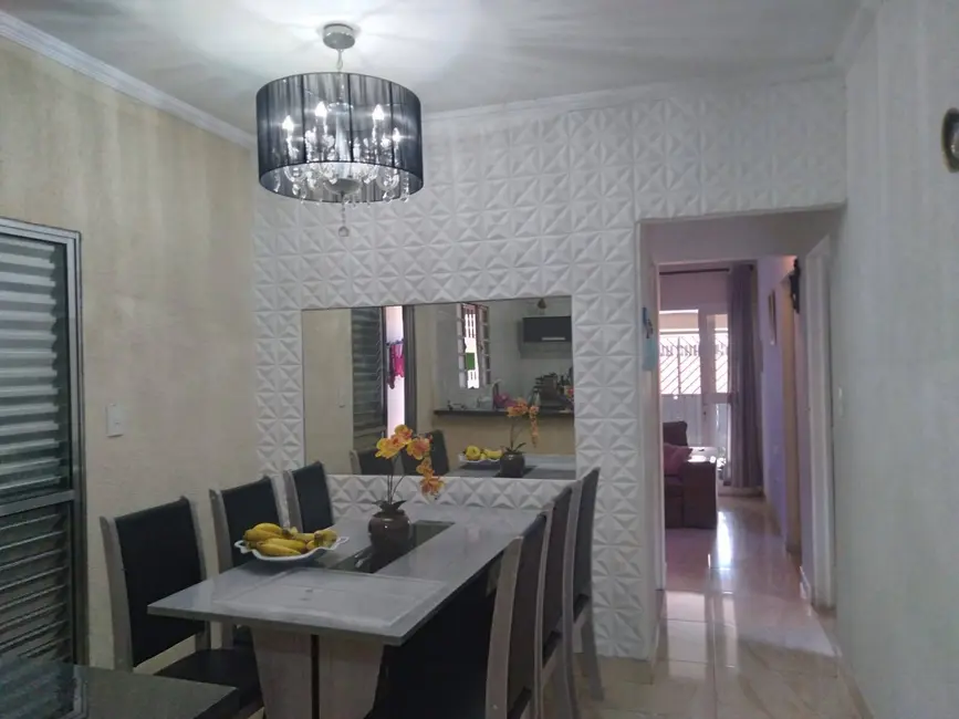 Foto 2 de Sobrado com 4 quartos à venda, 198m2 em Novo Horizonte, Jundiai - SP