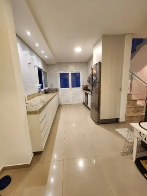 Sobrado com 3 quartos à venda, 303m2 em Jardim Paulista II, Jundiai - SP - imagem 5 Foto 5 de Sobrado com 3 quartos à venda, 303m2 em Jardim Paulista II, Jundiai - SP