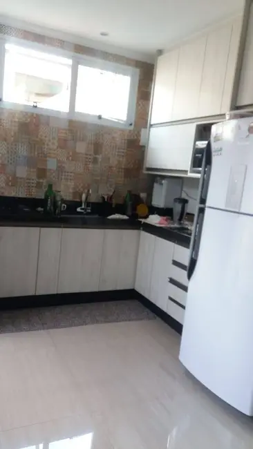 Foto 2 de Sobrado com 2 quartos à venda, 150m2 em Jundiai - SP