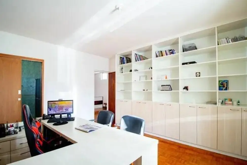 Foto 2 de Sobrado com 4 quartos à venda, 279m2 em Vila Vianelo, Jundiai - SP