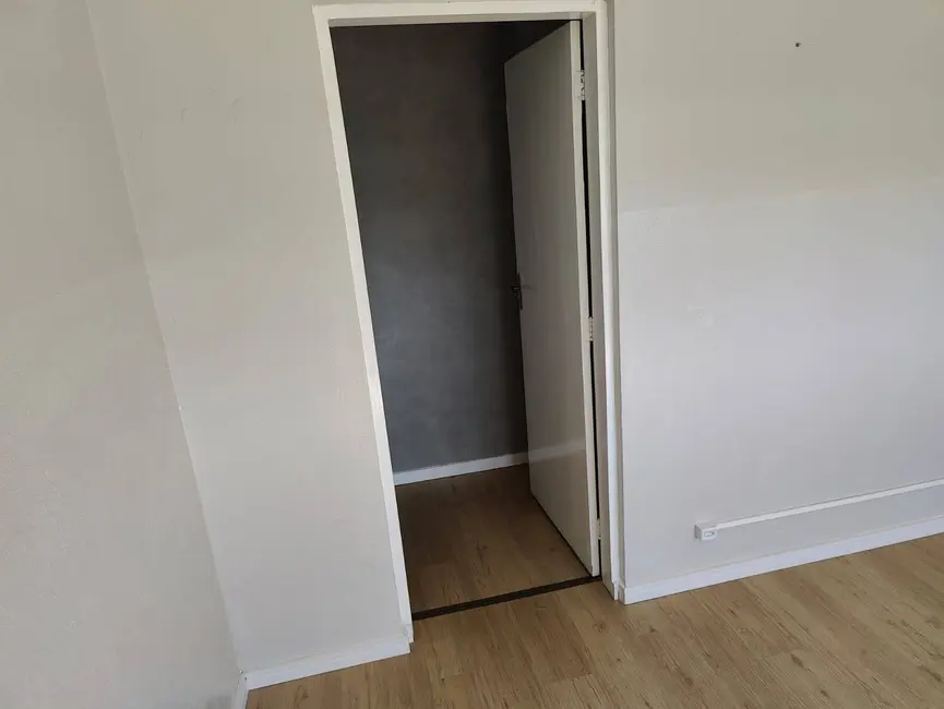 Sala Comercial para alugar, 25m2 em Vila Arens II, Jundiai - SP - imagem 3 Foto 3 de Sala Comercial para alugar, 25m2 em Vila Arens II, Jundiai - SP