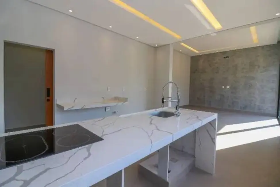 Foto 4 de Casa de Condomínio com 4 quartos à venda, 265m2 em Caxambu, Jundiai - SP