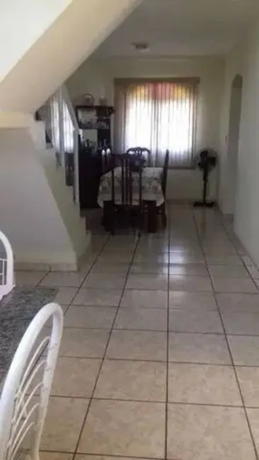 Sobrado com 4 quartos à venda, 167m2 em Jardim Pacaembu, Jundiai - SP - imagem 5 Foto 5 de Sobrado com 4 quartos à venda, 167m2 em Jardim Pacaembu, Jundiai - SP