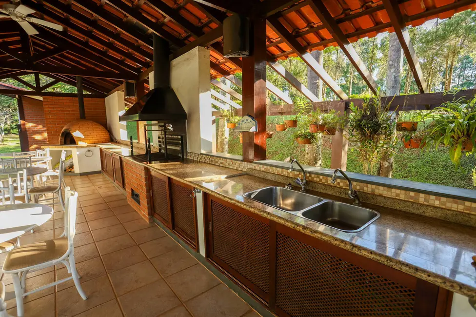 Sítio / Rancho com 6 quartos à venda, 23400m2 em Louveira - SP - imagem 7 Foto 7 de Sítio / Rancho com 6 quartos à venda, 23400m2 em Louveira - SP