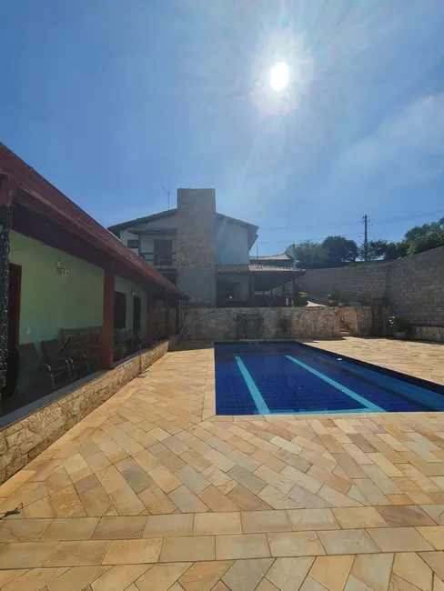 Chácara com 4 quartos à venda, 308m2 em Itupeva - SP - imagem 8 Foto 8 de Chácara com 4 quartos à venda, 308m2 em Itupeva - SP