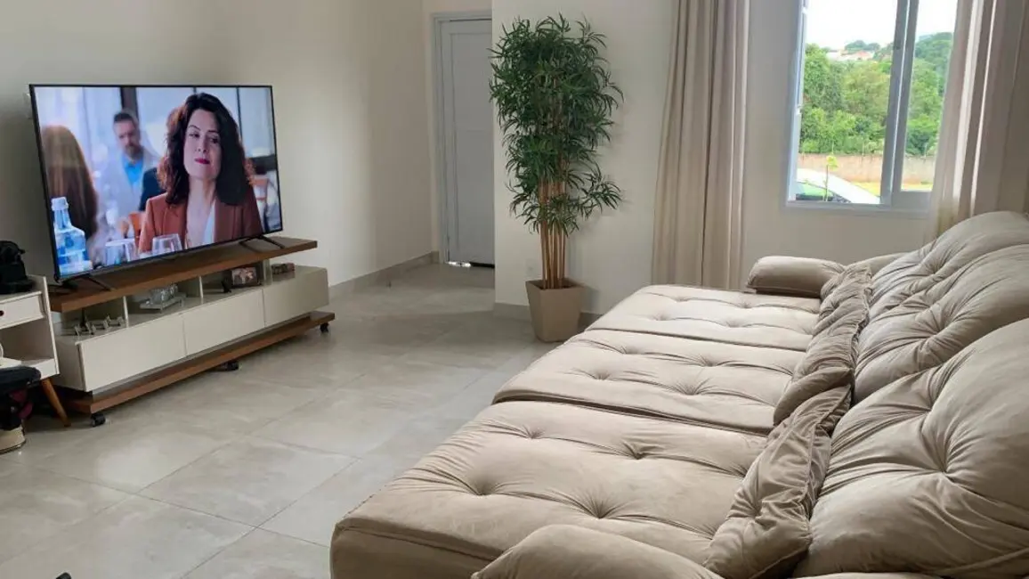 Foto 2 de Casa de Condomínio com 3 quartos à venda, 133m2 em Pinhal, Cabreuva - SP