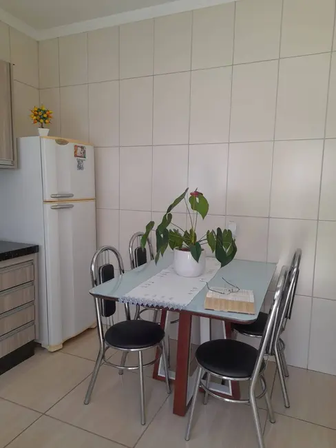 Sobrado com 4 quartos à venda, 220m2 em Vila Angélica, Jundiai - SP - imagem 9 Foto 9 de Sobrado com 4 quartos à venda, 220m2 em Vila Angélica, Jundiai - SP