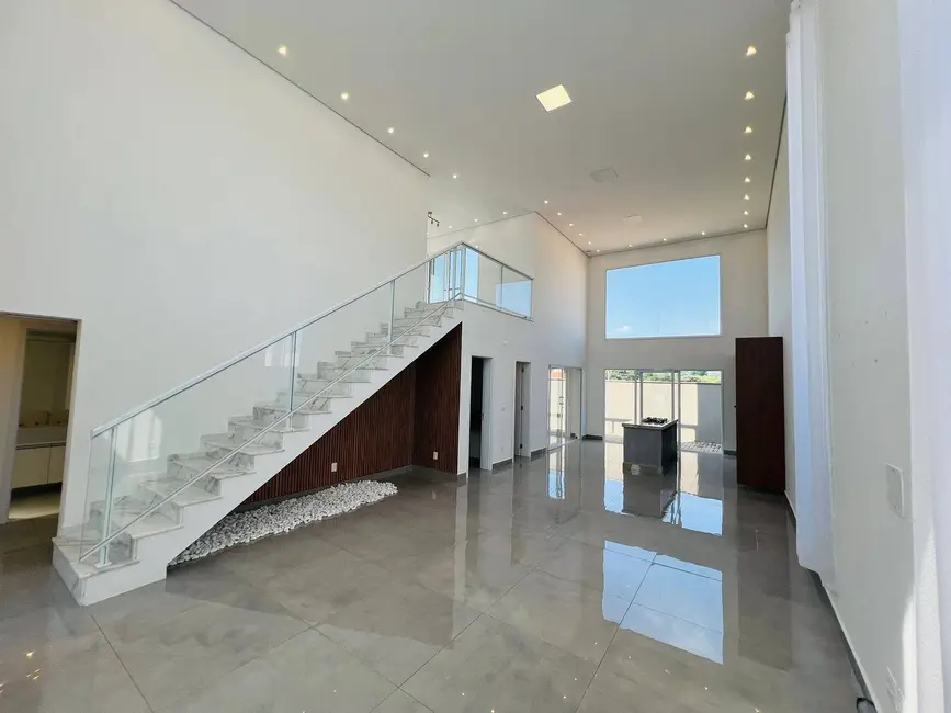 Foto 1 de Casa de Condomínio com 3 quartos à venda, 210m2 em Itupeva - SP