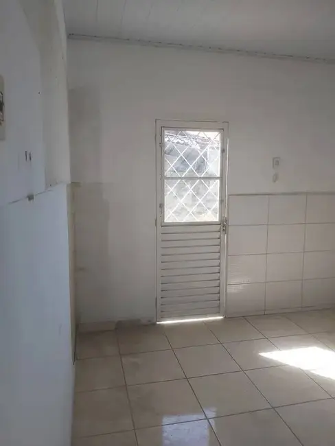 Casa com 2 quartos à venda, 70m2 em Vila Santa Rosa, Jundiai - SP - imagem 5 Foto 5 de Casa com 2 quartos à venda, 70m2 em Vila Santa Rosa, Jundiai - SP