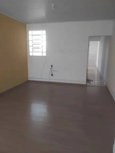 Casa com 2 quartos à venda, 70m2 em Vila Santa Rosa, Jundiai - SP - imagem 3 Foto 3 de Casa com 2 quartos à venda, 70m2 em Vila Santa Rosa, Jundiai - SP