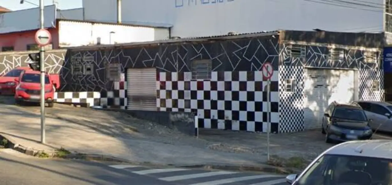 Sala Comercial à venda, 375m2 em Vila Santana, Valinhos - SP - imagem 1 Foto 1 de Sala Comercial à venda, 375m2 em Vila Santana, Valinhos - SP