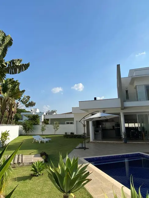 Foto 1 de Casa de Condomínio com 3 quartos à venda, 263m2 em Louveira - SP