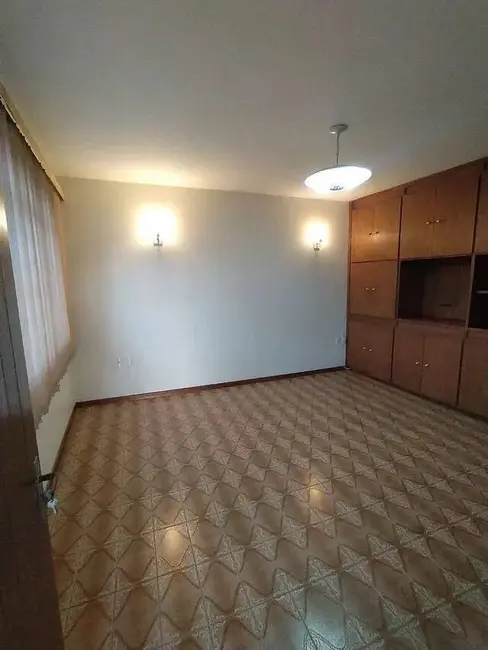 Sobrado com 4 quartos à venda, 200m2 em Vila Municipal, Jundiai - SP - imagem 2 Foto 2 de Sobrado com 4 quartos à venda, 200m2 em Vila Municipal, Jundiai - SP