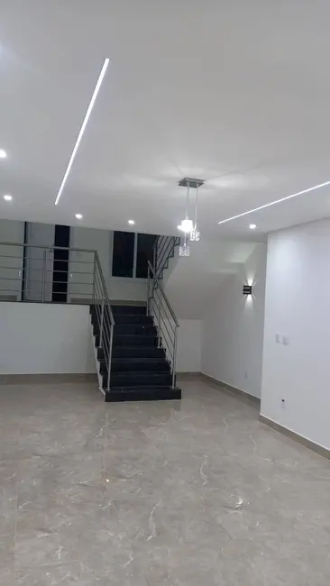 Casa de Condomínio com 3 quartos à venda, 224m2 em Lenheiro, Valinhos - SP - imagem 5 Foto 5 de Casa de Condomínio com 3 quartos à venda, 224m2 em Lenheiro, Valinhos - SP