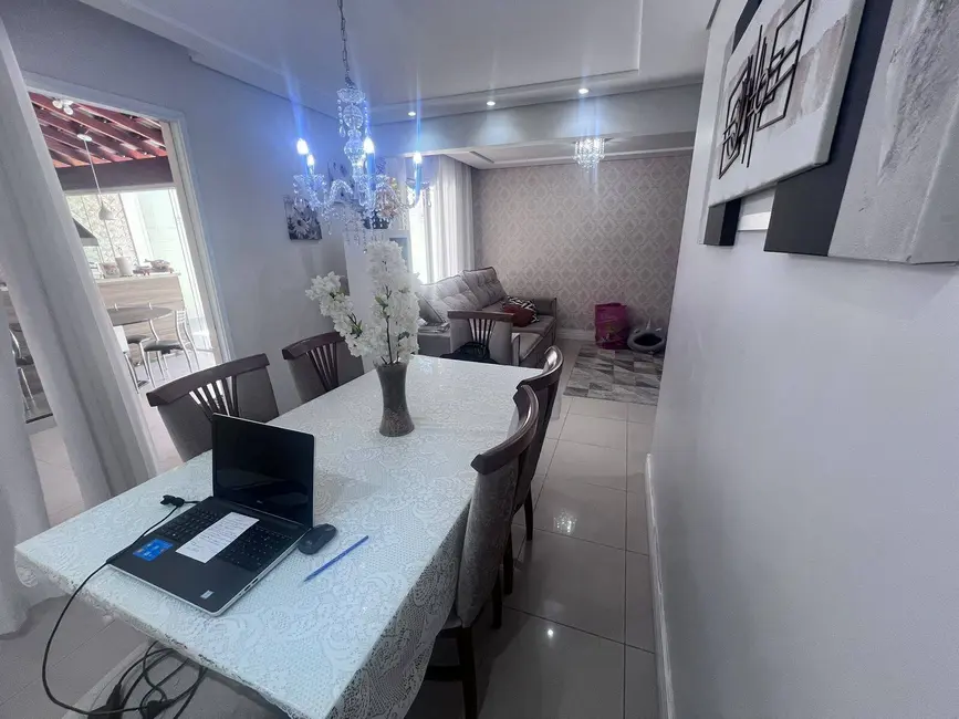 Casa de Condomínio com 3 quartos à venda, 160m2 em Jardim Ermida I, Jundiai - SP - imagem 6 Foto 6 de Casa de Condomínio com 3 quartos à venda, 160m2 em Jardim Ermida I, Jundiai - SP