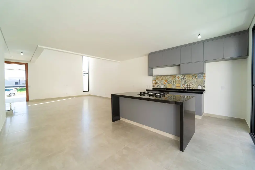 Casa de Condomínio com 4 quartos à venda, 215m2 em Jardim Ermida I, Jundiai - SP - imagem 7 Foto 7 de Casa de Condomínio com 4 quartos à venda, 215m2 em Jardim Ermida I, Jundiai - SP