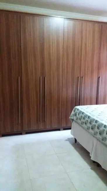 Foto 8 de Casa com 2 quartos à venda, 125m2 em Jundiai - SP