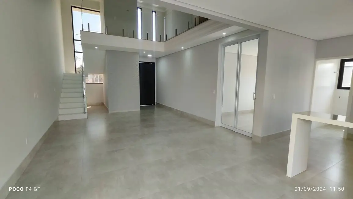 Foto 2 de Casa de Condomínio com 3 quartos à venda, 240m2 em Jardim Celeste, Jundiai - SP