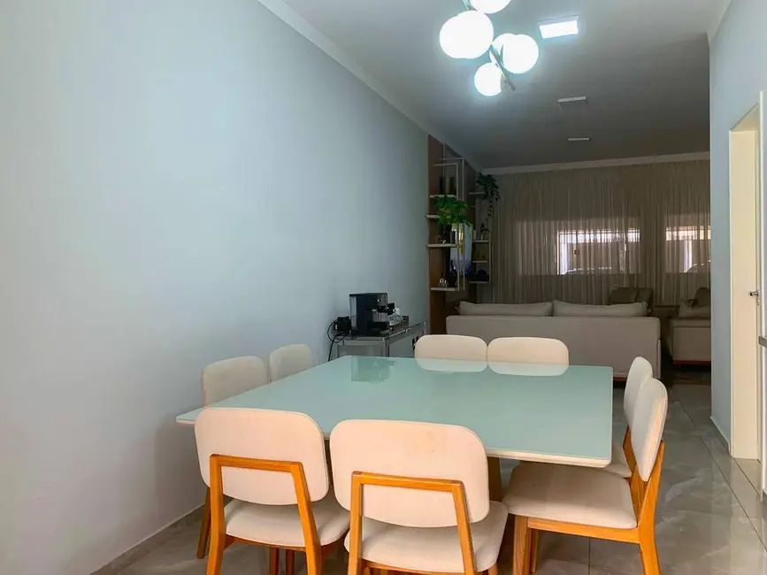 Sobrado com 3 quartos à venda, 150m2 em Jardim Marambaia, Jundiai - SP - imagem 4 Foto 4 de Sobrado com 3 quartos à venda, 150m2 em Jardim Marambaia, Jundiai - SP