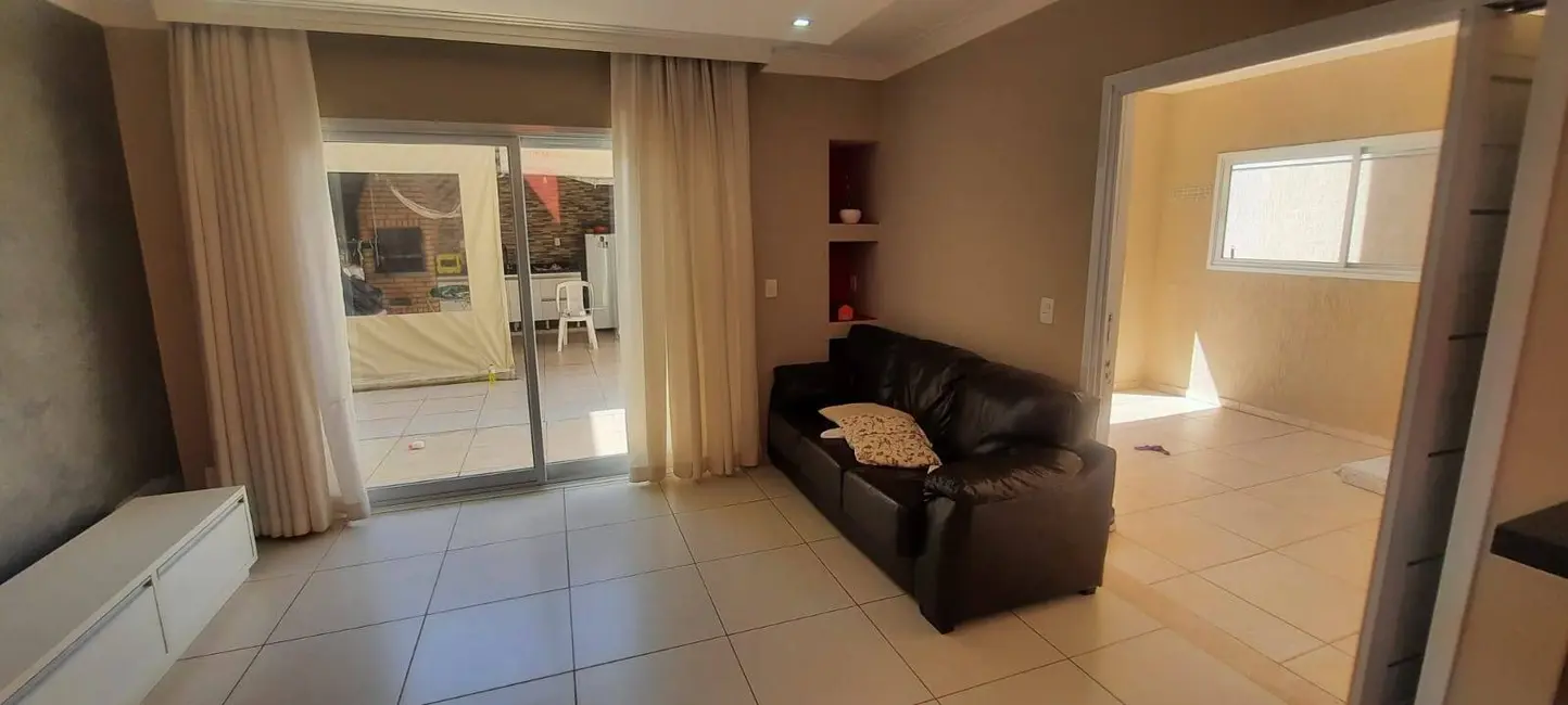 Foto 4 de Sobrado com 3 quartos à venda, 225m2 em Loteamento Jardim Ipanema, Jundiai - SP