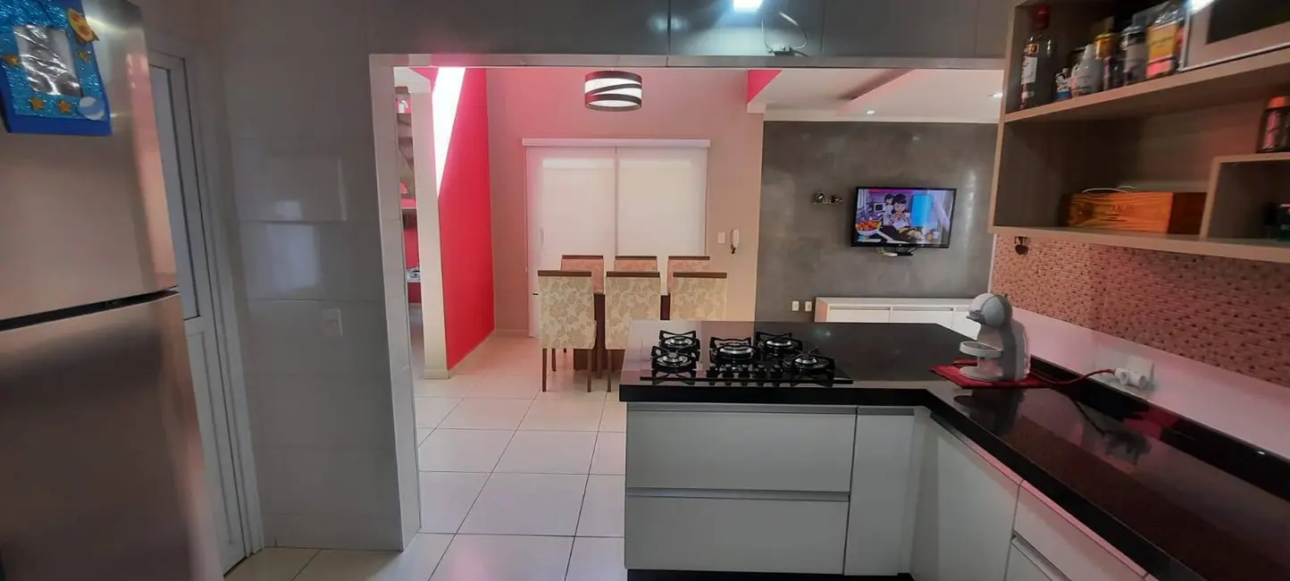 Foto 8 de Sobrado com 3 quartos à venda, 225m2 em Loteamento Jardim Ipanema, Jundiai - SP