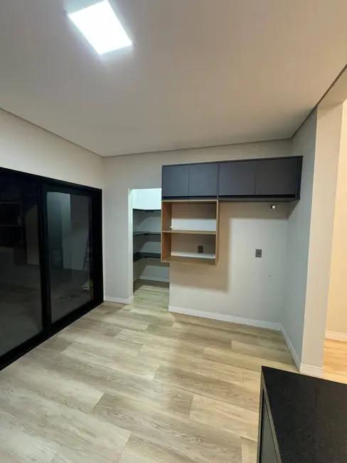 Casa de Condomínio com 3 quartos à venda e para alugar, 167m2 em Itupeva - SP - imagem 7 Foto 7 de Casa de Condomínio com 3 quartos à venda e para alugar, 167m2 em Itupeva - SP