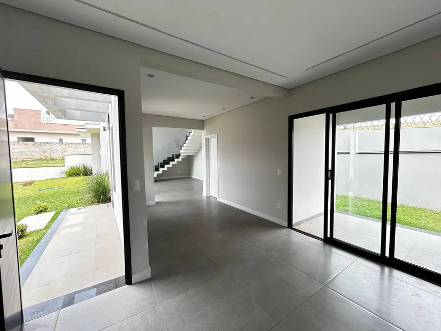 Casa de Condomínio com 3 quartos à venda, 174m2 em Itupeva - SP - imagem 3 Foto 3 de Casa de Condomínio com 3 quartos à venda, 174m2 em Itupeva - SP