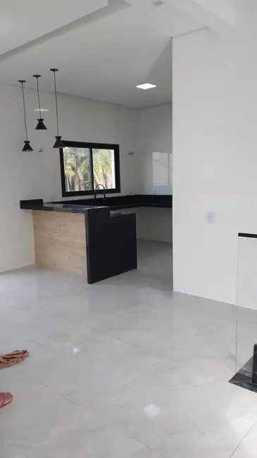 Foto 2 de Casa de Condomínio com 3 quartos à venda, 236m2 em Medeiros, Jundiai - SP