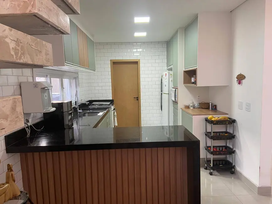 Foto 3 de Casa de Condomínio com 3 quartos à venda, 240m2 em Jardim Celeste, Jundiai - SP
