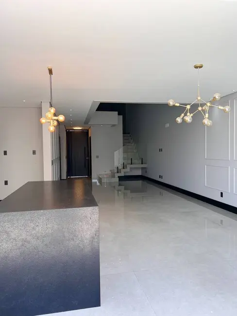 Casa de Condomínio com 4 quartos à venda, 227m2 em Jardim Ermida I, Jundiai - SP - imagem 3 Foto 3 de Casa de Condomínio com 4 quartos à venda, 227m2 em Jardim Ermida I, Jundiai - SP