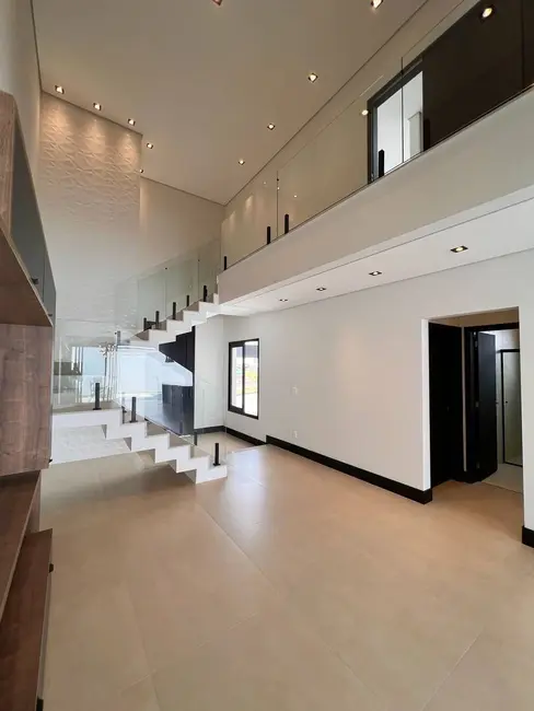 Foto 1 de Casa de Condomínio com 4 quartos à venda, 191m2 em Loteamento Ermida, Jundiai - SP