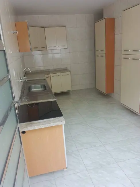 Foto 2 de Sobrado com 4 quartos à venda, 167m2 em Vila Rio Branco, Jundiai - SP