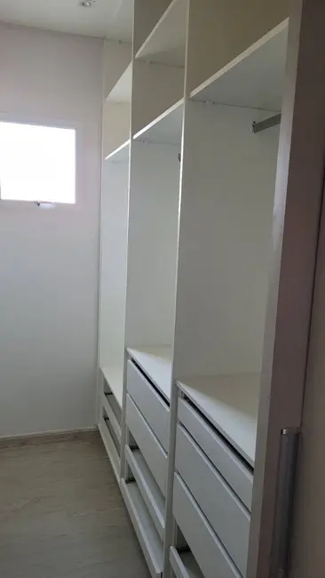 Sobrado com 3 quartos à venda, 300m2 em Caxambu, Jundiai - SP - imagem 7 Foto 7 de Sobrado com 3 quartos à venda, 300m2 em Caxambu, Jundiai - SP