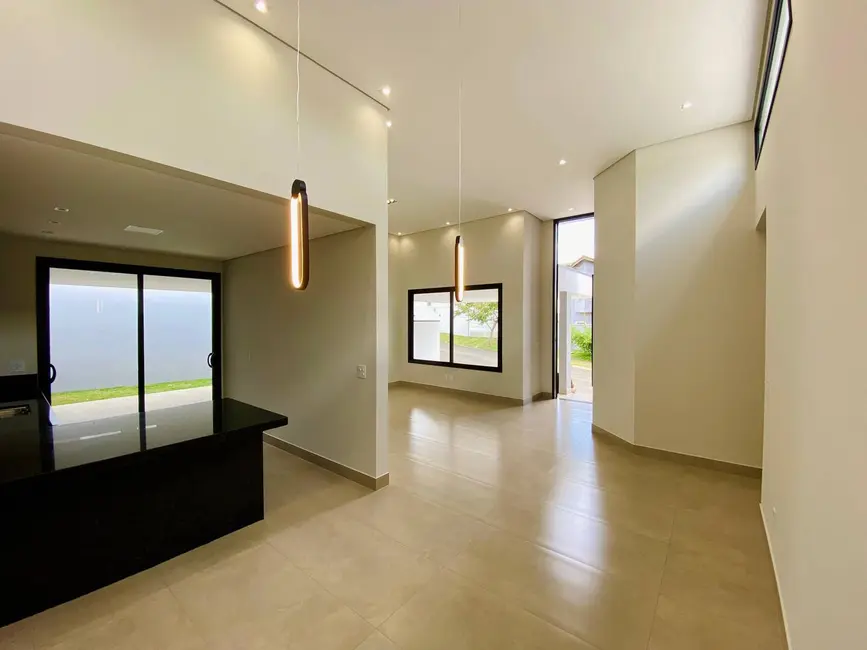 Foto 1 de Casa de Condomínio com 3 quartos à venda, 177m2 em Itupeva - SP