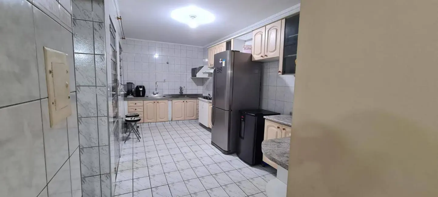 Foto 7 de Casa com 2 quartos à venda, 285m2 em Jundiai - SP