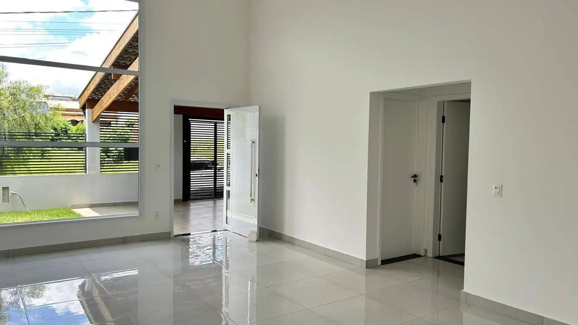 Foto 1 de Casa com 3 quartos à venda, 164m2 em Itupeva - SP