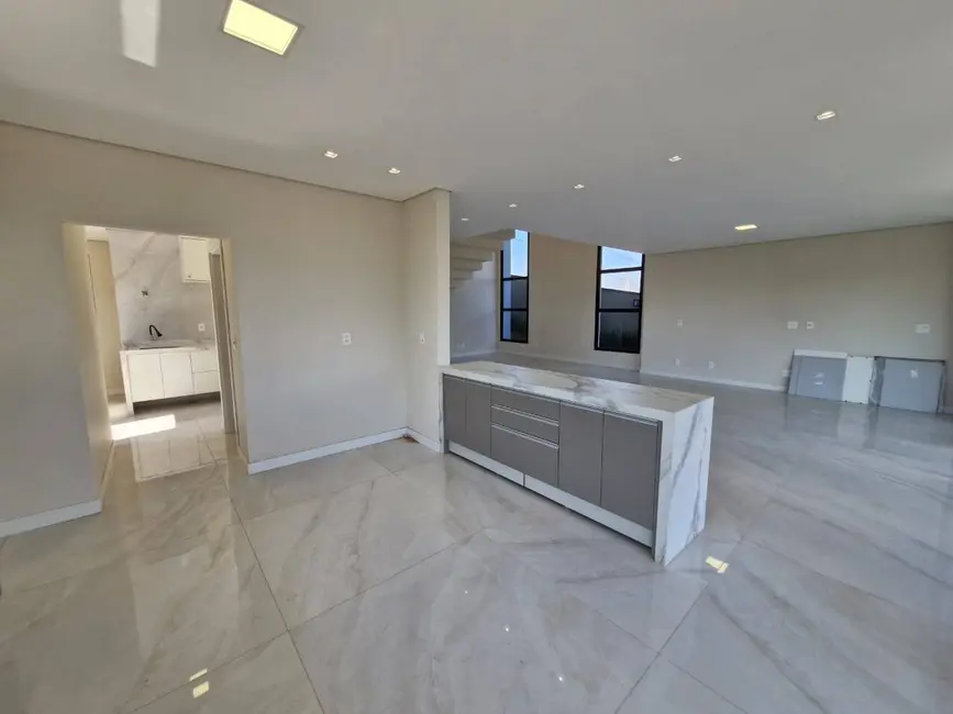 Foto 4 de Casa de Condomínio com 4 quartos à venda, 340m2 em Loteamento Residencial e Comercial Horto Florestal, Jundiai - SP