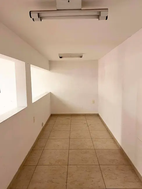 Foto 3 de Sala Comercial com 3 quartos para alugar, 67m2 em Parque Cidade Jardim II, Jundiai - SP