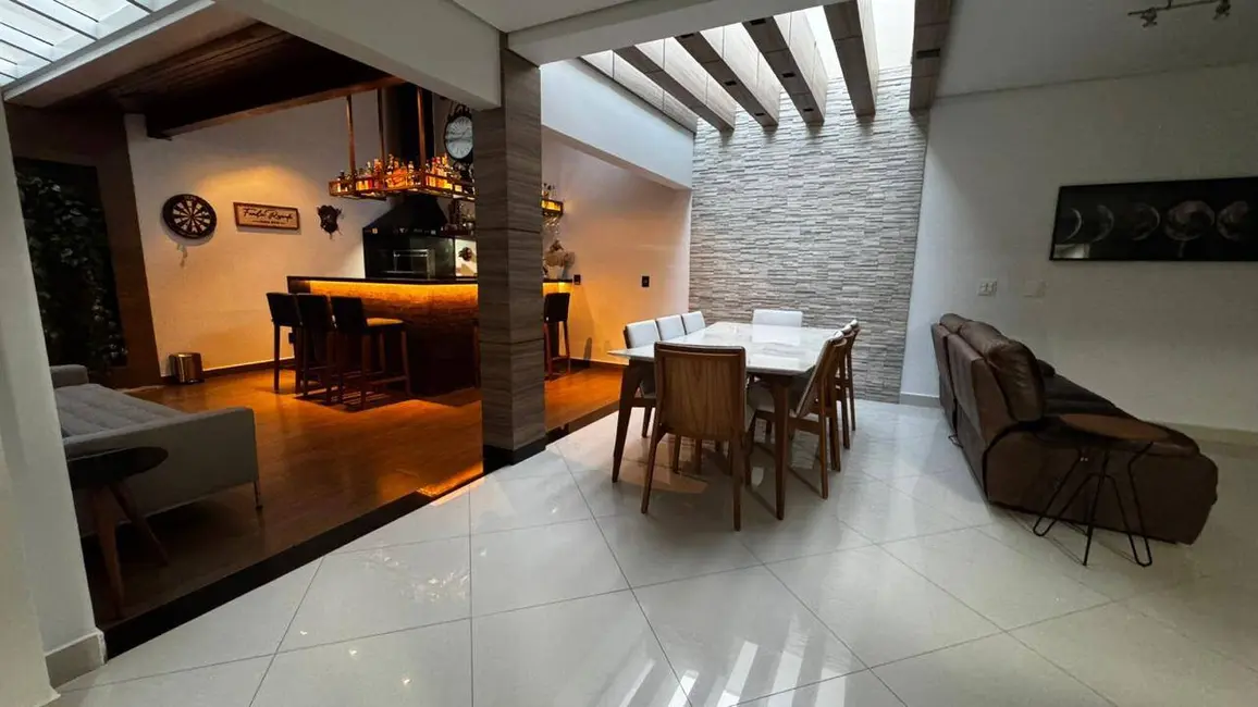 Casa de Condomínio com 4 quartos à venda, 240m2 em Jardim Ermida I, Jundiai - SP - imagem 4 Foto 4 de Casa de Condomínio com 4 quartos à venda, 240m2 em Jardim Ermida I, Jundiai - SP