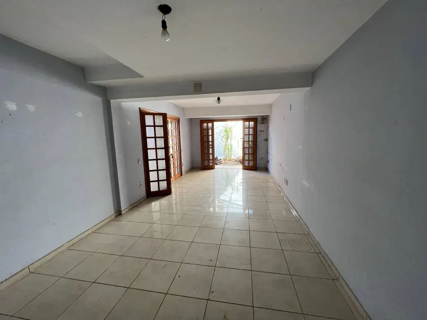 Sobrado com 3 quartos à venda, 253m2 em Vila Vianelo, Jundiai - SP - imagem 6 Foto 6 de Sobrado com 3 quartos à venda, 253m2 em Vila Vianelo, Jundiai - SP