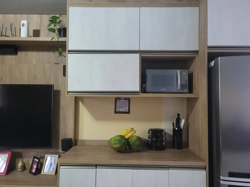 Foto 2 de Apartamento com 2 quartos à venda, 45m2 em Jardim Tupi, Jundiai - SP