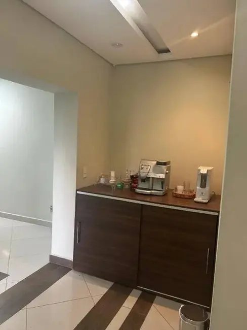 Foto 4 de Sala Comercial à venda e para alugar, 650m2 em Vila Municipal, Jundiai - SP